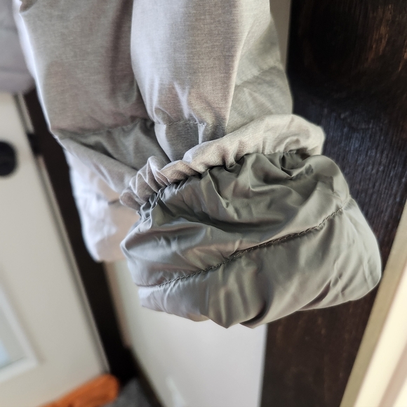 Puffer Jacket - Picture 6 of 7